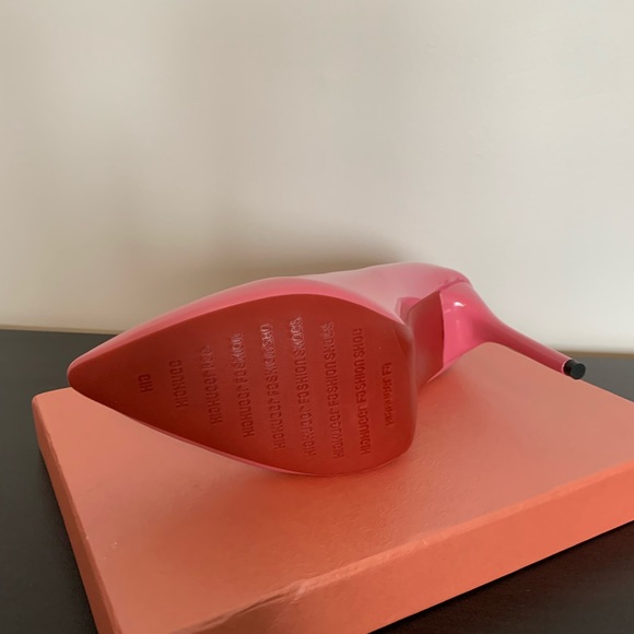 Pointed toe stilettos - Picture 5 of 7